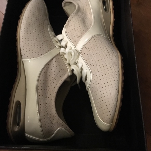 Cole Haan Air Bria II Palomino Suede  7.5 - Picture 4 of 8